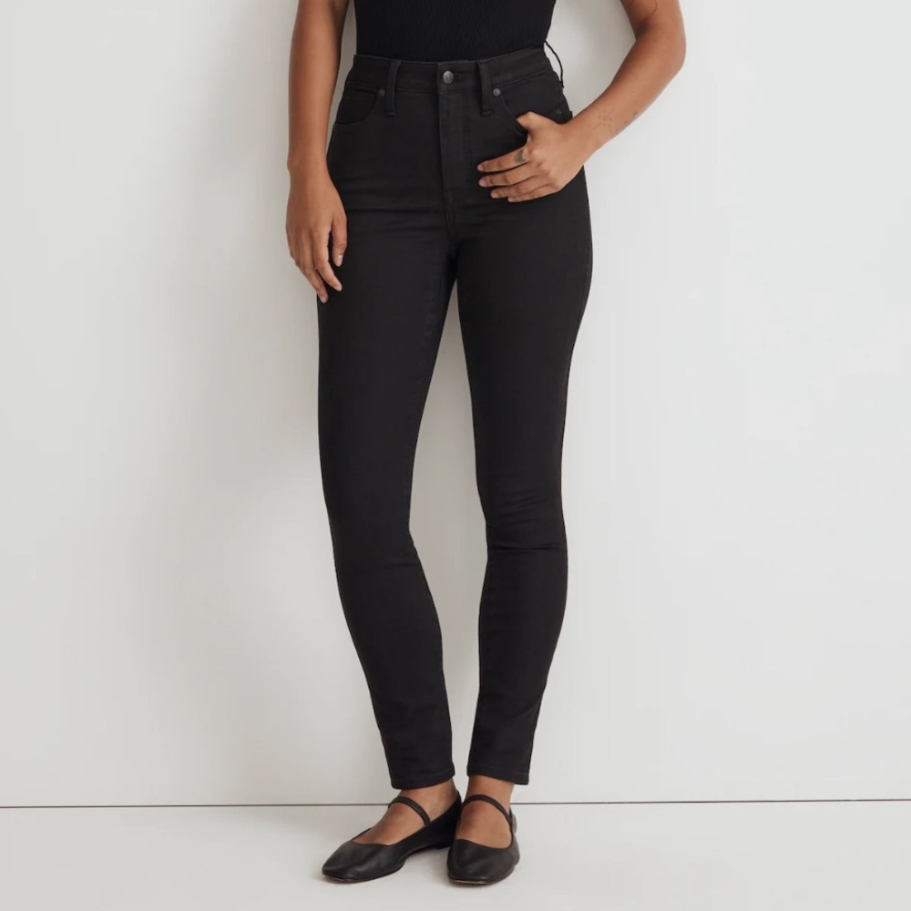 Madewell Curvy High-Rise Skinny in Black Forest